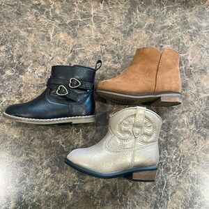 Bundle of 3 toddler boots